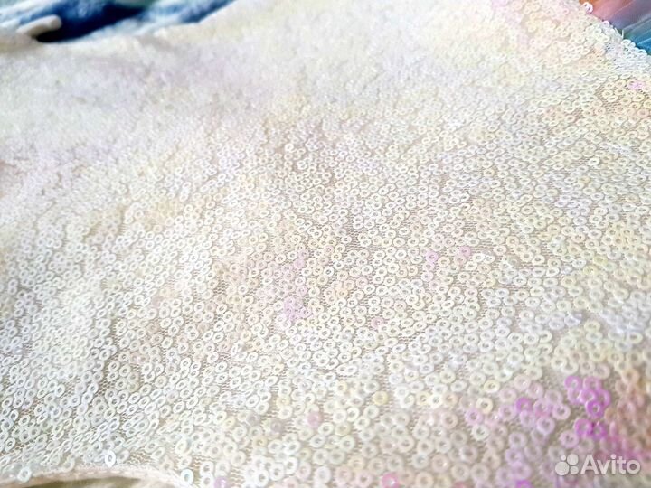 Платье для девочки новое