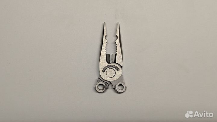 Leatherman плоскогубцы Change/Wave