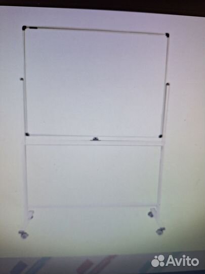 Доска магнитно-маркерная на стенде 90х120 см