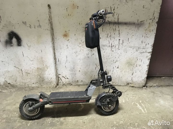 Продам электросамокат Kugoo G2Pro