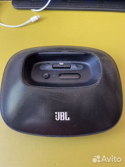 Колонка JBL