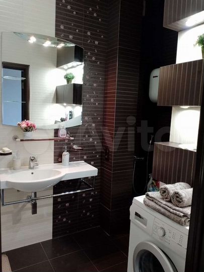 2-к. квартира, 60 м², 4/4 эт.