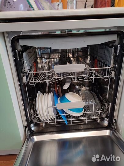 Посудомоечная машина hotpoint Ariston