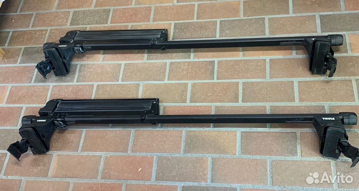 Автобагажник Thule с креплением для лыж