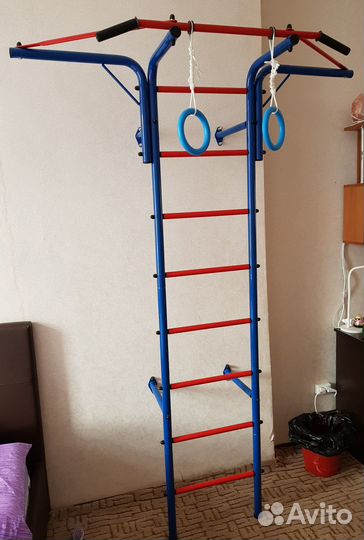 Детская спортивная стенка