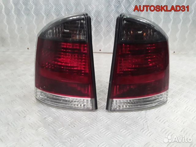 Фонарь задний Opel Vectra 13130645 Рестайлиг
