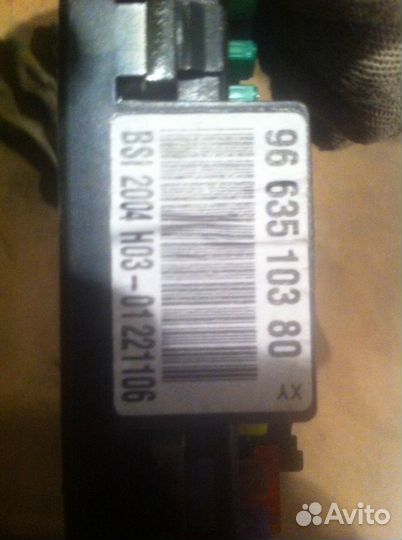 Блок предохранителей салонный Peugeot 307