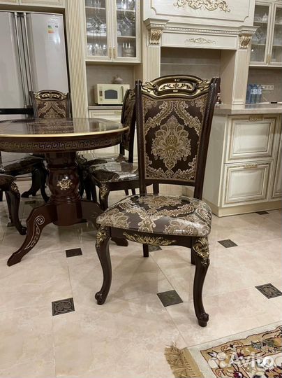 Столы и стулья новые