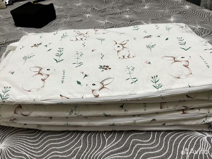 Бортики в детскую кроватку