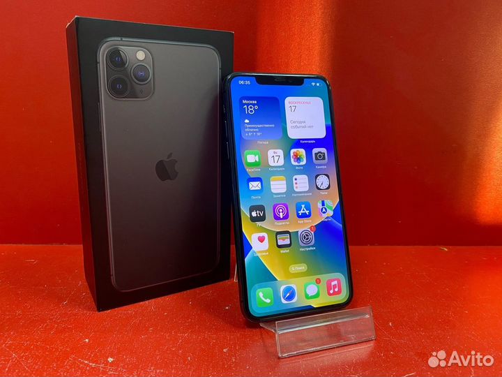 Смартфон Apple iPhone 11 Pro Max 64 гб