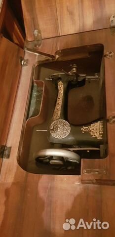 Швейная машинка зингер ножная