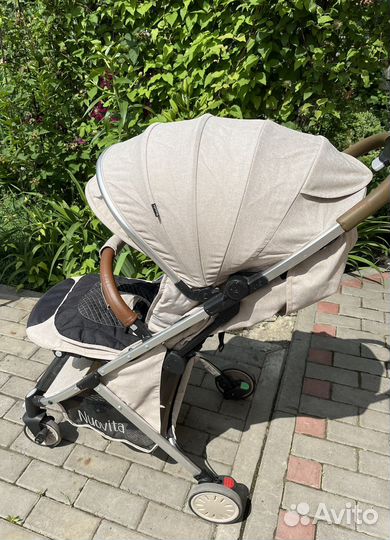 Прогулочная коляска