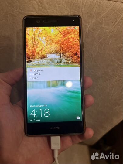 Телефон Huawei P9 lite