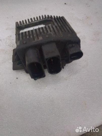 Блок управления вентилятором VW Transporter T5