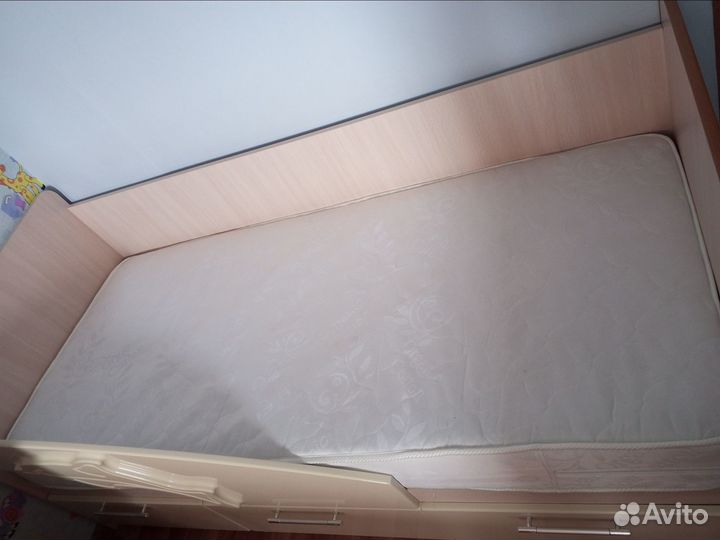 Детская кровать Дельфин, матрас, 80*180