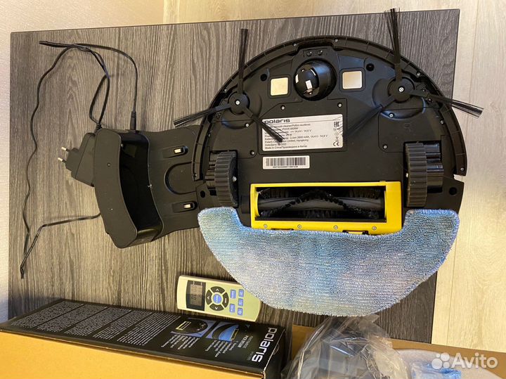 Робот пылесос polaris