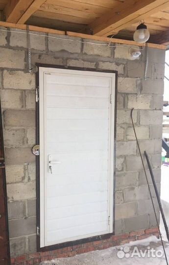 Дверь входная