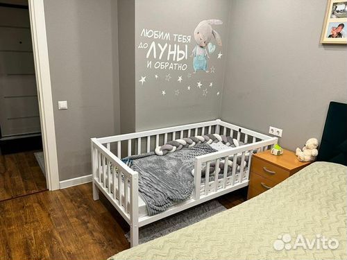 Кроватка матрешка для малыша из натурального дерев