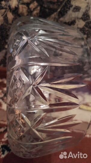 Ваза хрустальная большая