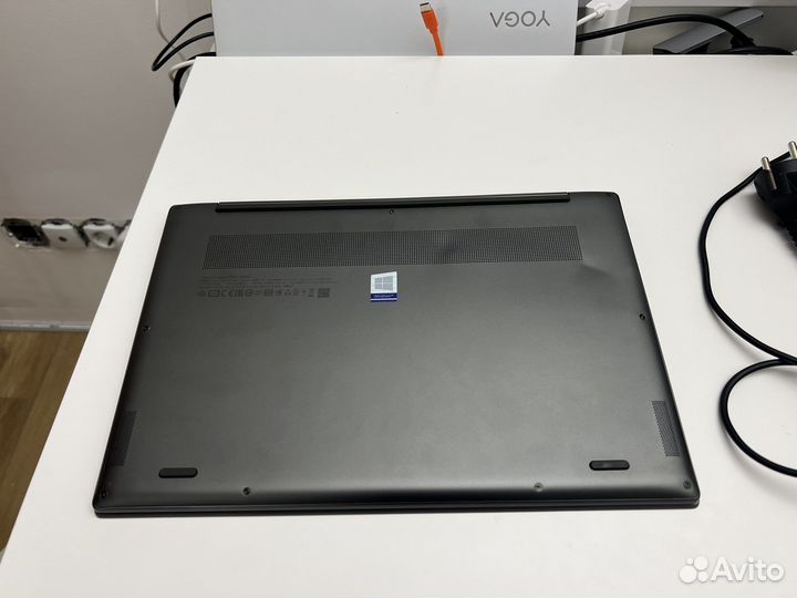 Ноутбук Lenovo Yoga S730-13IWL