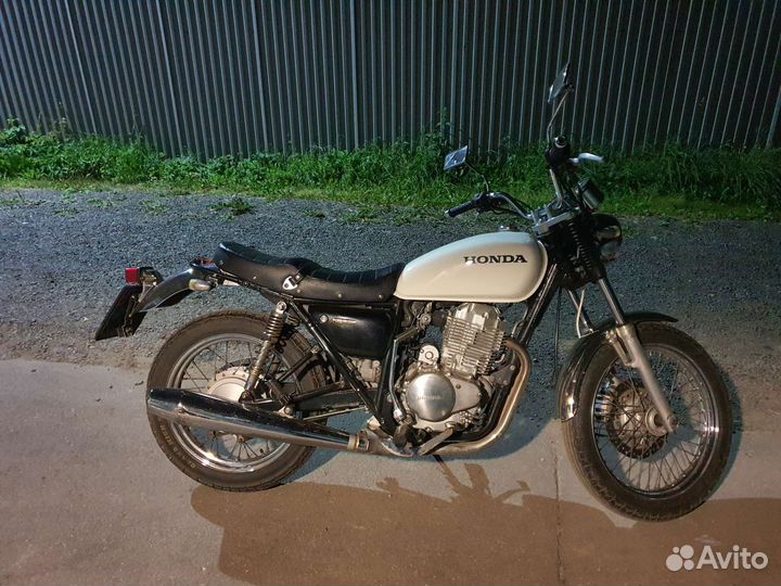 Honda Cb400ss-e