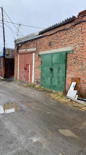 Гараж, > 30 м²