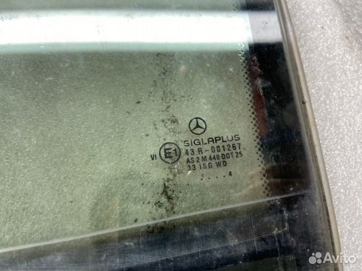 Стекло заднее левое Mercedes-Benz S-Class W140