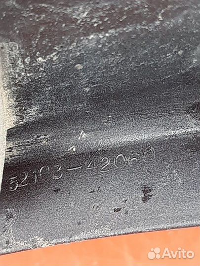 Накладка на бампер передняя левая Toyota Rav4