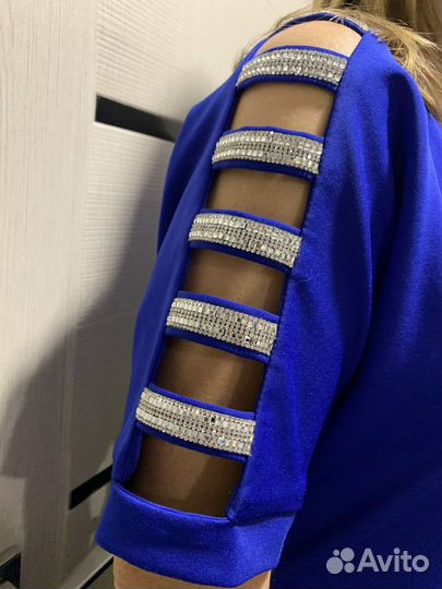 Вечернее платье