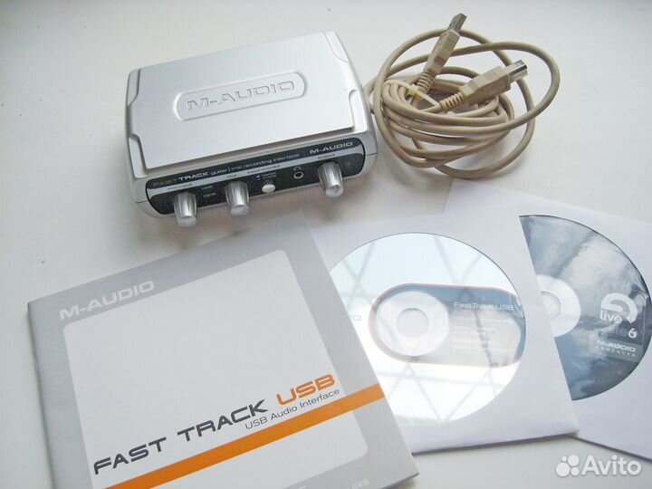 Внешняя звуковая карта M-Audio Fast Track USB