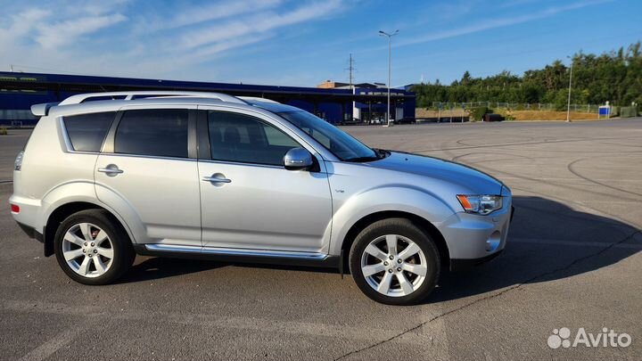 Mitsubishi Outlander 3.0 AT, 2011, 182 500 км