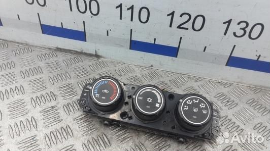 Блок управления печки и климат-контроля mitsubishi