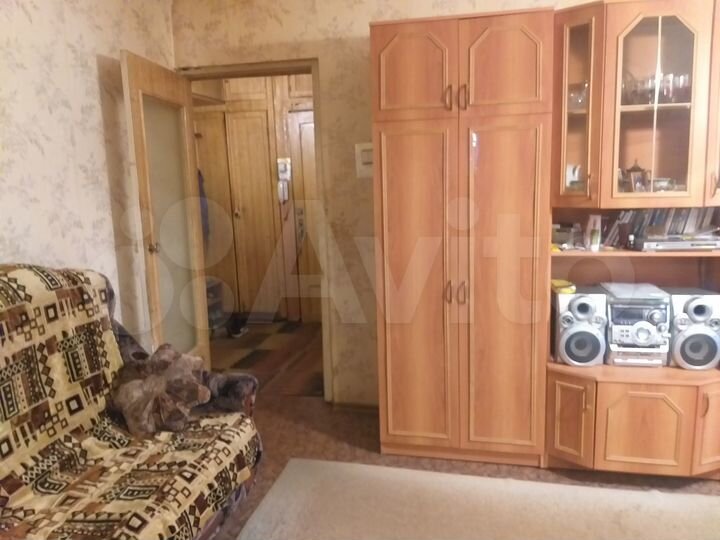 3-к. квартира, 50 м², 1/5 эт.