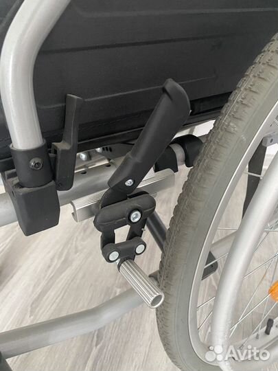 Инвалидная коляска