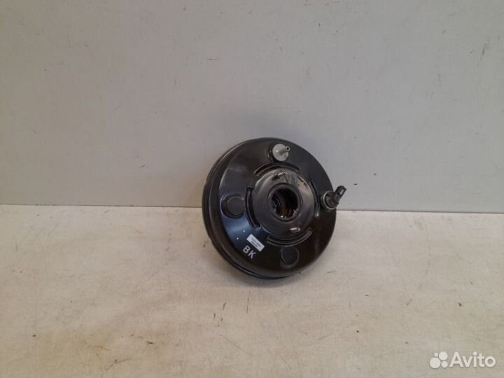 Вакуумный усилитель Toyota Hilux 8 2015-2021