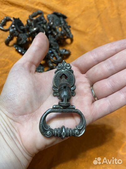 Винтажные мебельные ручки