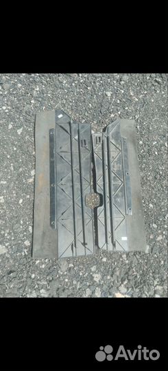 Крышки карманов багажника