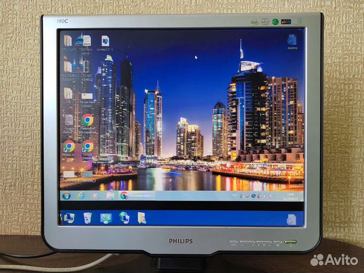 Монитор Philips