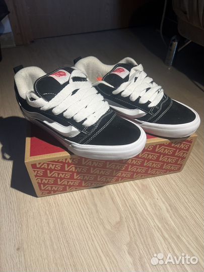 Vans Knu Skool дутыши