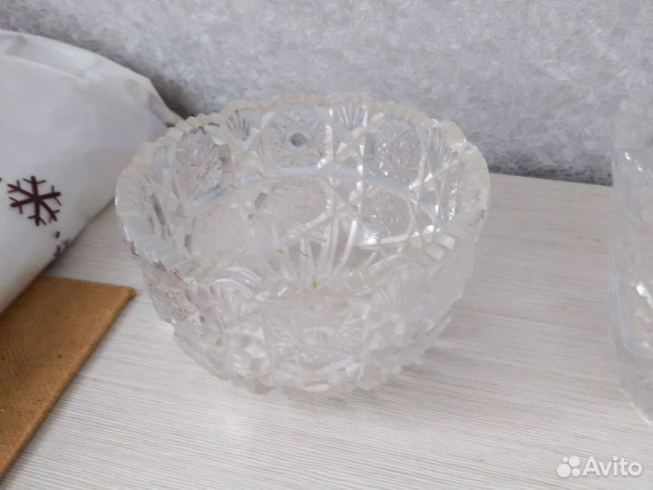 Хрустальная ваза, салатники,конфетницы