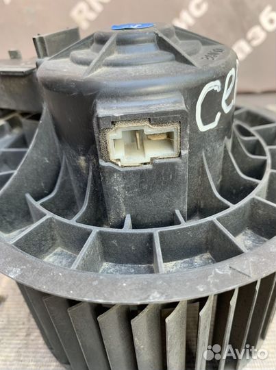 Моторчик печки кия церато 2