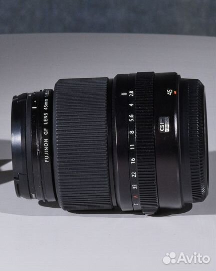Объектив Fujifilm GF 45 mm