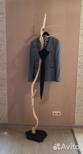 Вешалка для одежды напольная