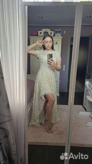 Платье кружевное кремовое Love Republic