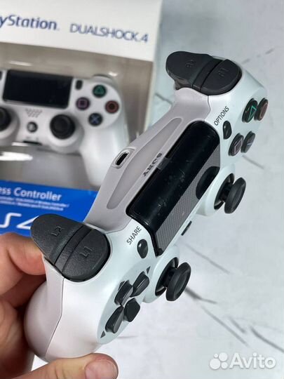 Джойстик, Геймпад для PS4