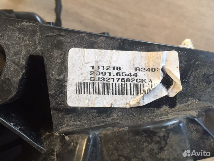 Зеркало правое не в сборе Land Rover Discovery 17