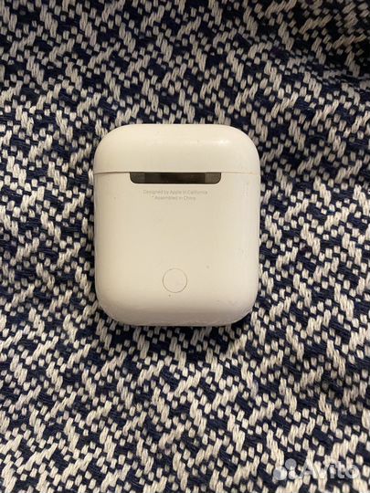 Наушники Apple AirPods (2-го поколения)