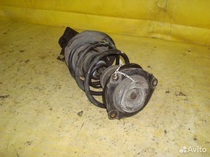 Стойка Nissan Sylphy TB17 (Переднее Правое)