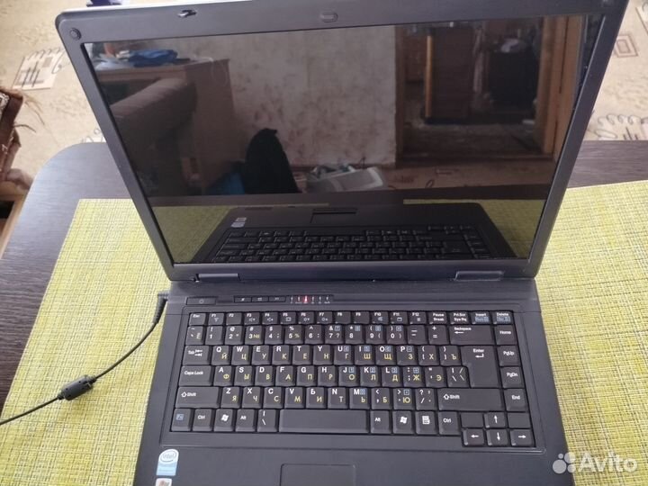 Ноутбук RoverBook Voyager V515 WH