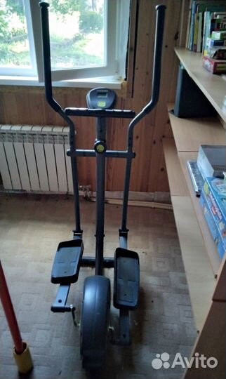 Эллиптический тренажер torneo